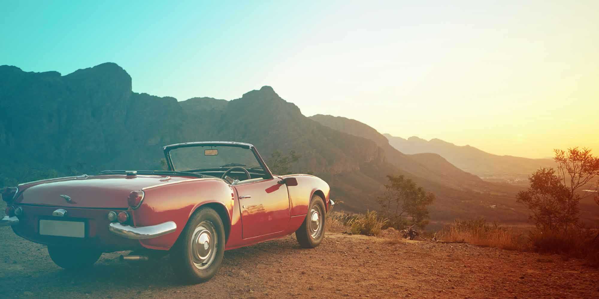 Cabrio im Sonnenuntrgang